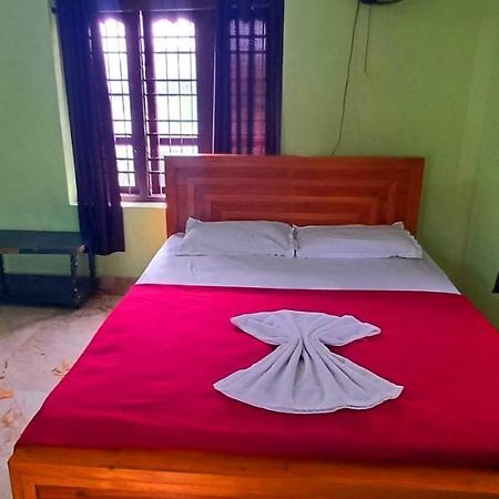 Empire Homestay Калпетта Экстерьер фото
