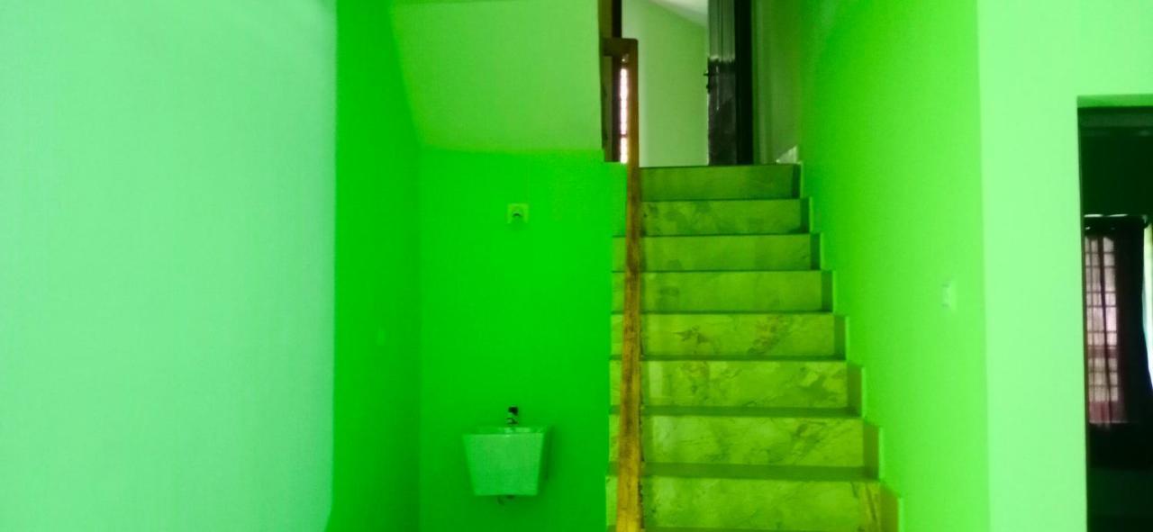 Empire Homestay Калпетта Экстерьер фото
