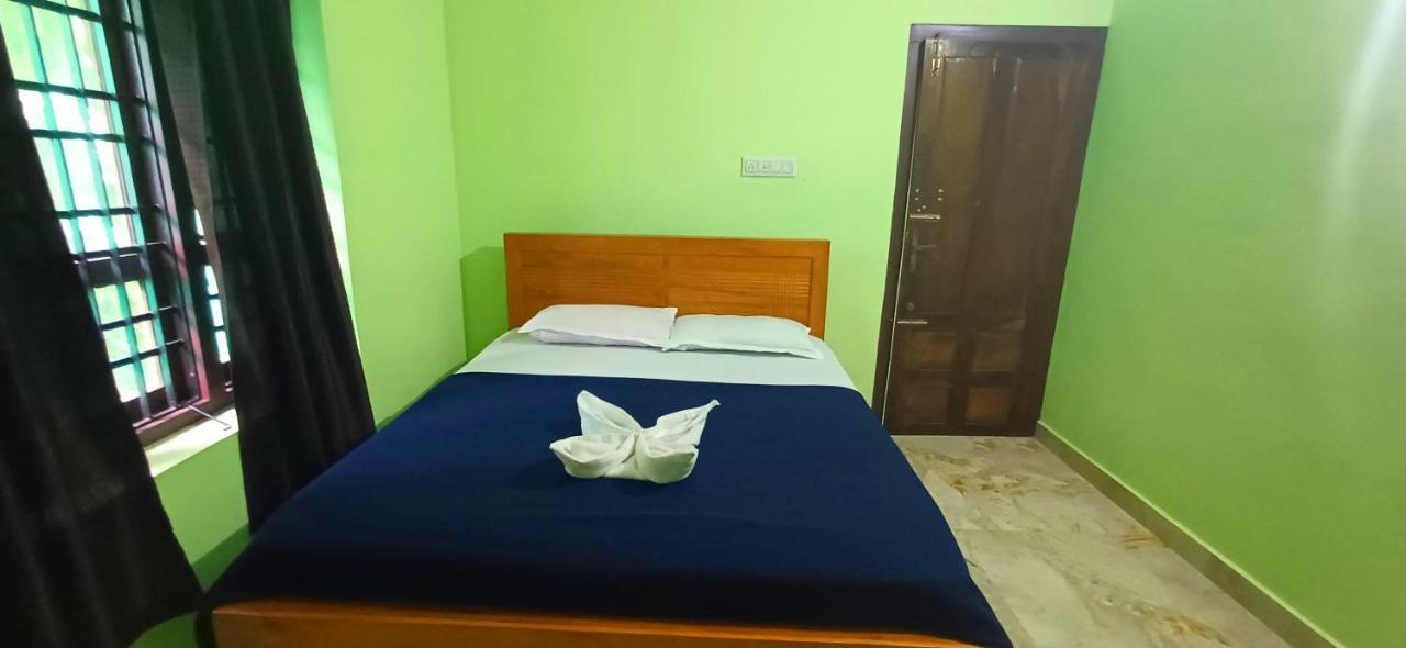 Empire Homestay Калпетта Экстерьер фото
