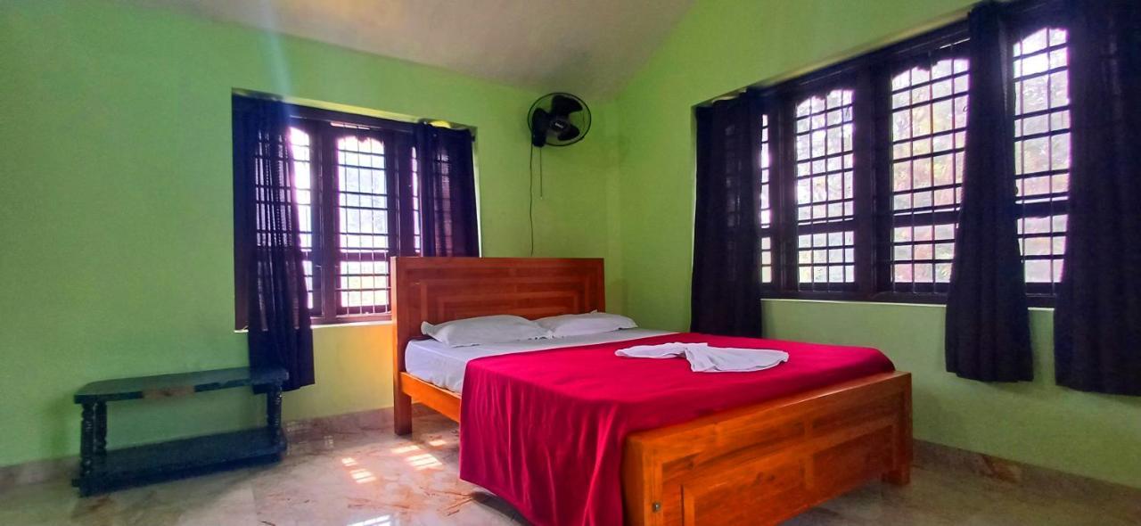 Empire Homestay Калпетта Экстерьер фото